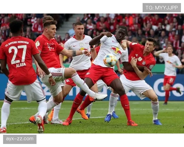 爱游戏-加时末段拜仁慕尼黑状态回暖赛后罗马远射贴柱，莱万多夫斯基伤愈复出都惊呆了