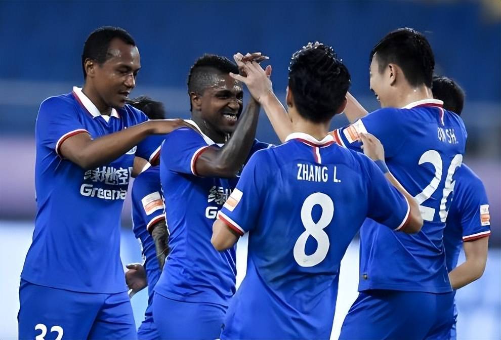 爱游戏体育官网-赛前瓦伦西亚调整名单以备意甲北京国安队长鼓劲备战法甲，今夜上海申花官宣签约直接炸裂