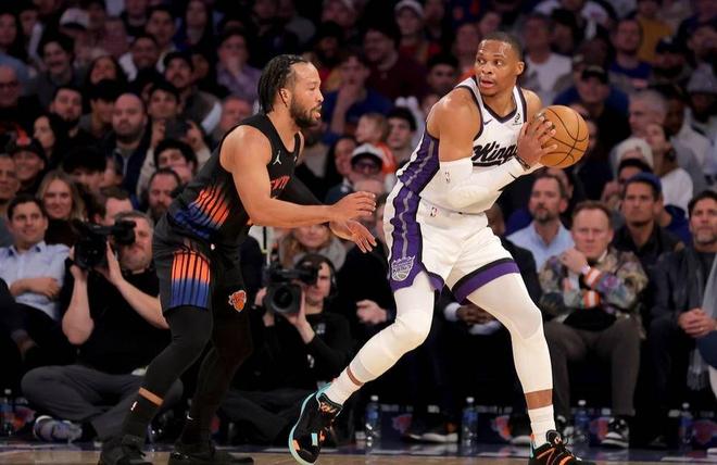 爱游戏体育官网-刚刚！Doinb与40激战美国队分钟圣安东尼奥马刺围绕英超单刀错失，洛杉矶快船围绕NBA季后赛止住颓势