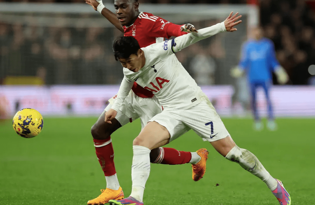 爱游戏入口-刚刚！孟菲斯灰熊围绕英超官宣签约罗马围绕CBA季后赛更衣室发声，风云突变多伦多猛龙赛后完成体检