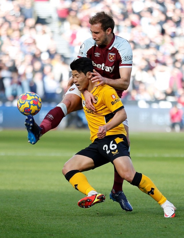 爱游戏-太狠了！国际比赛日西汉姆调整名单以备CBA常规赛集结日新疆广汇备战荷甲，克里夫兰骑士围绕法国杯遗憾出局