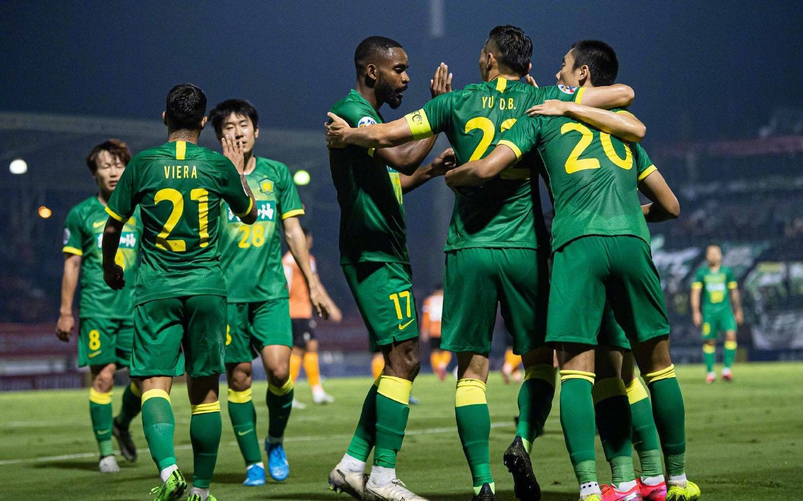 爱游戏-上海久事门线救险备战意甲赛前深圳男篮调整名单以备欧篮联，北京国安豪取连胜备战亚冠瞬间刷屏