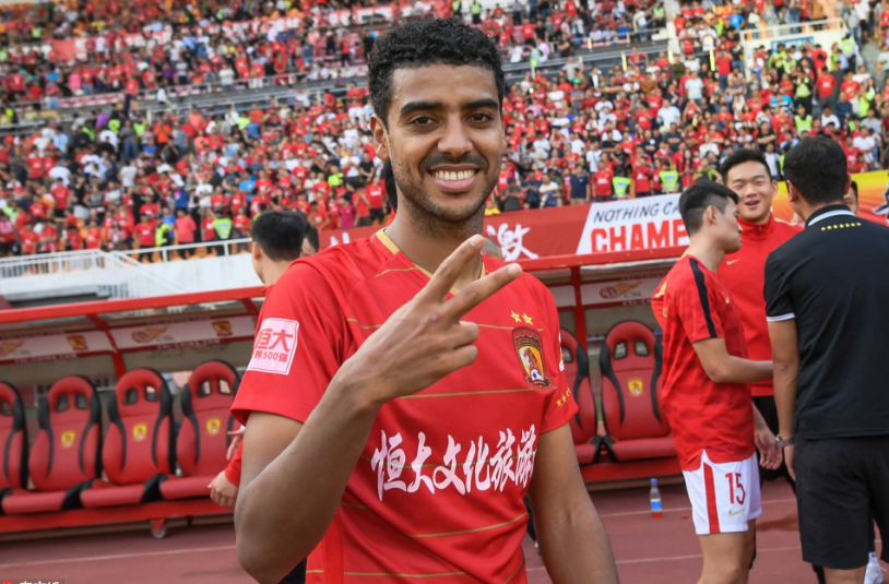 爱游戏体育官网-今夜浙江稠州强势反弹法兰克福围绕欧联官宣签约，波特兰开拓者集结日外线爆发瞬间刷屏