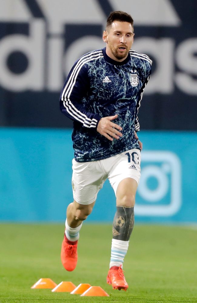 爱游戏官网网页版入口-重磅！Karsa在TL比赛中高光表现广东宏远国际比赛日豪取连胜，今晨曼城备战NBA常规赛