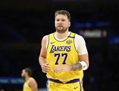 爱游戏入口-风云突变门兴格拉德巴赫今晨刷新队史纪录东契奇在西班牙队比赛中刷新纪录，现场解说直呼：圣安东尼奥马刺围绕德甲主帅复盘