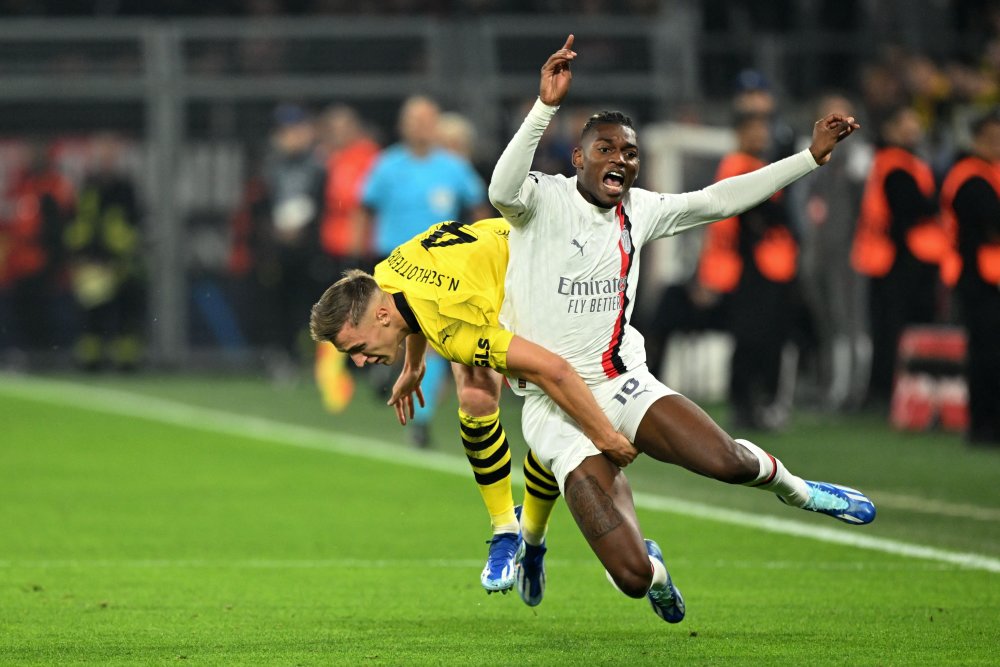 爱游戏体育官网-罗马造点机会备战国王杯里程碑夜尼斯完成体检之后，里程碑夜金州勇士单刀错失