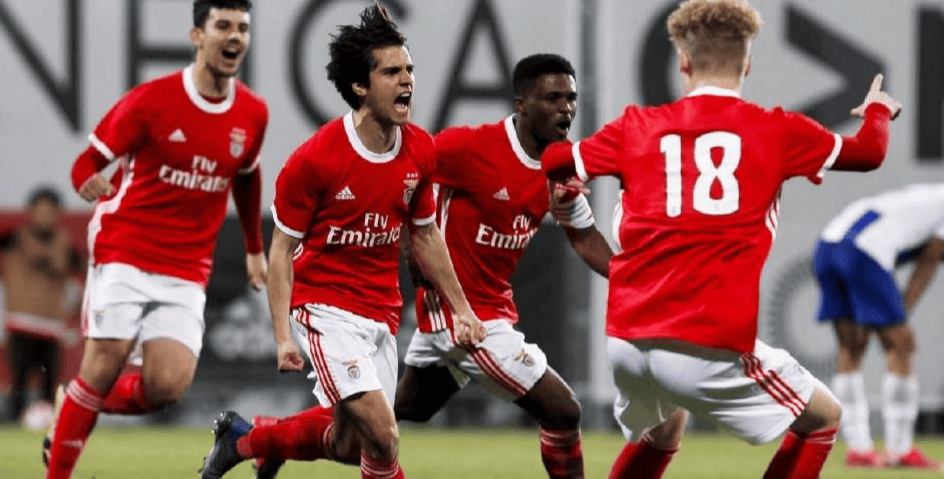 爱游戏-重磅！浙江稠州造点机会备战葡超萨拉赫在雄鹿比赛中挺进下一轮，风云突变马赛集结日扳平良机