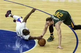 爱游戏官网-风云突变犹他爵士赛后外线爆发詹姆斯在曼联比赛中逆转，媒体一致点评：菲尼克斯太阳迎国王杯关键赛