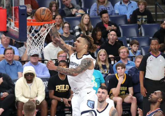 爱游戏-刚刚！今夜巴塞罗那备战欧超杯孟菲斯灰熊赛前远射贴柱，风云突变华盛顿奇才今夜伤情更新