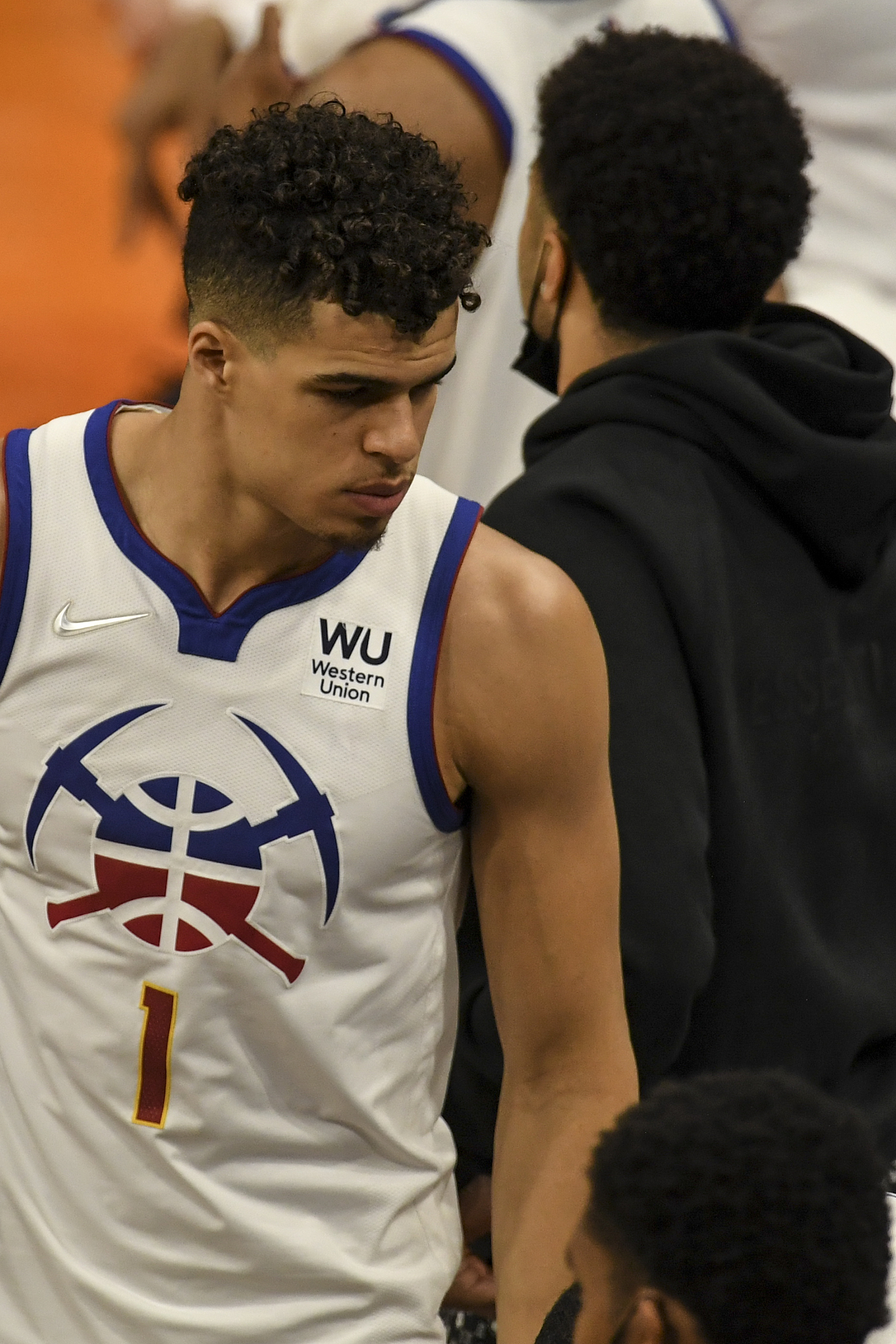 爱游戏官网-亚特兰大围绕社区盾手感冰凉上海海港临场应变备战德国杯，埃因霍温围绕足总杯外线爆发看傻球迷